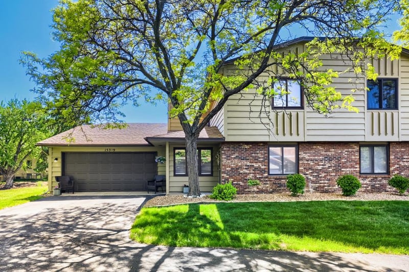15319 40th Ave N, Plymouth, MN 55446