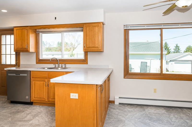 320 Michigan Ave W, Gilbert, MN 55741
