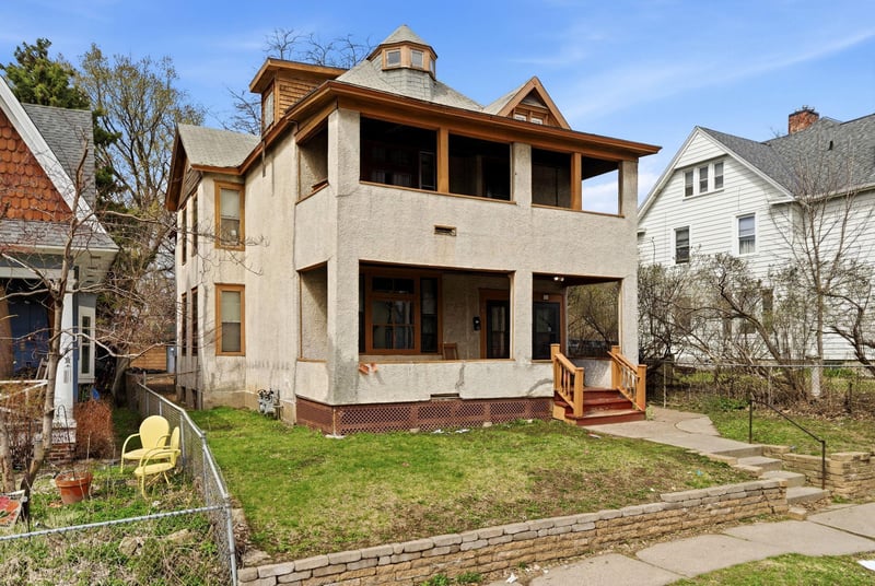 701 4th St E, Saint Paul, MN 55106