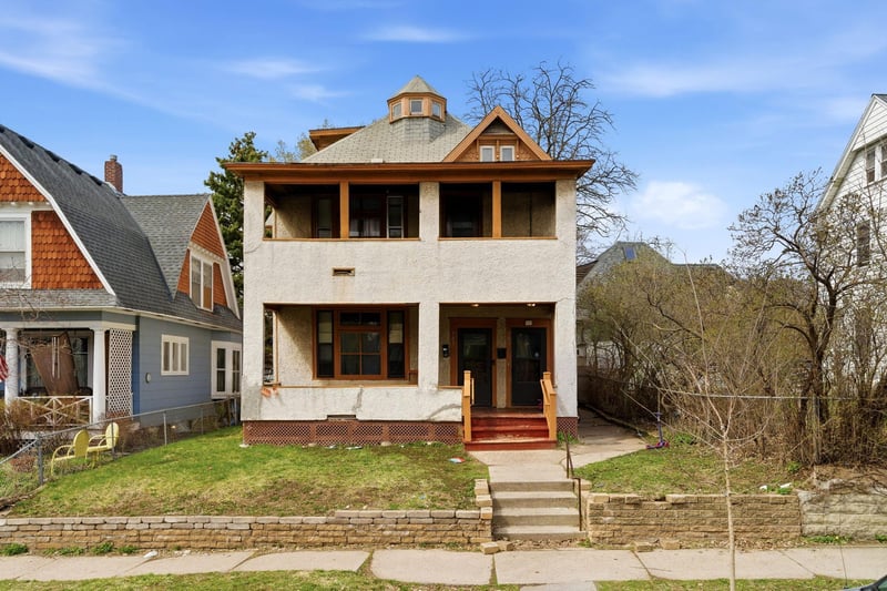 701 4th St E, Saint Paul, MN 55106