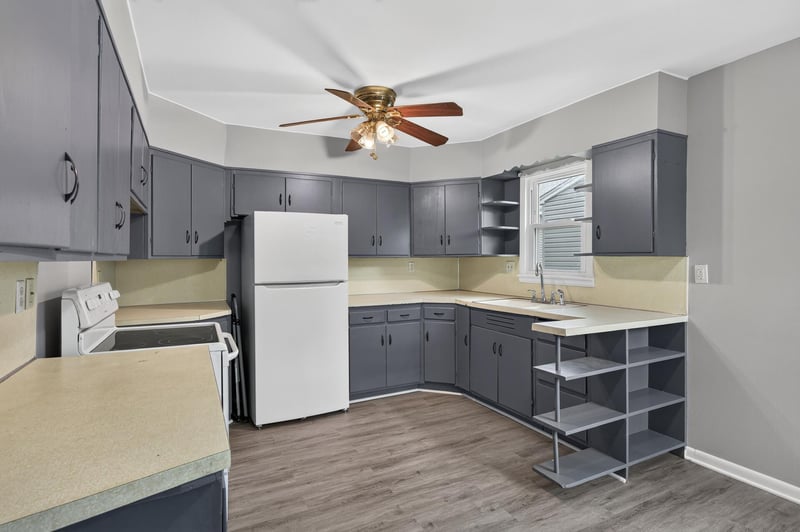 2841 Blackstone Ave, Saint Louis Park, MN 55416