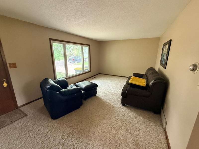 830 Clark St, Walnut Grove, MN 56180
