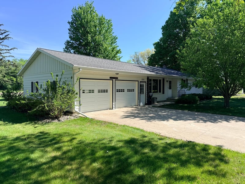 830 Clark St, Walnut Grove, MN 56180
