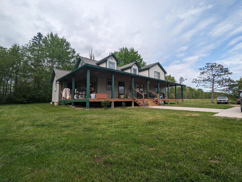 3099 Uniform St, Brook Park, MN 55007