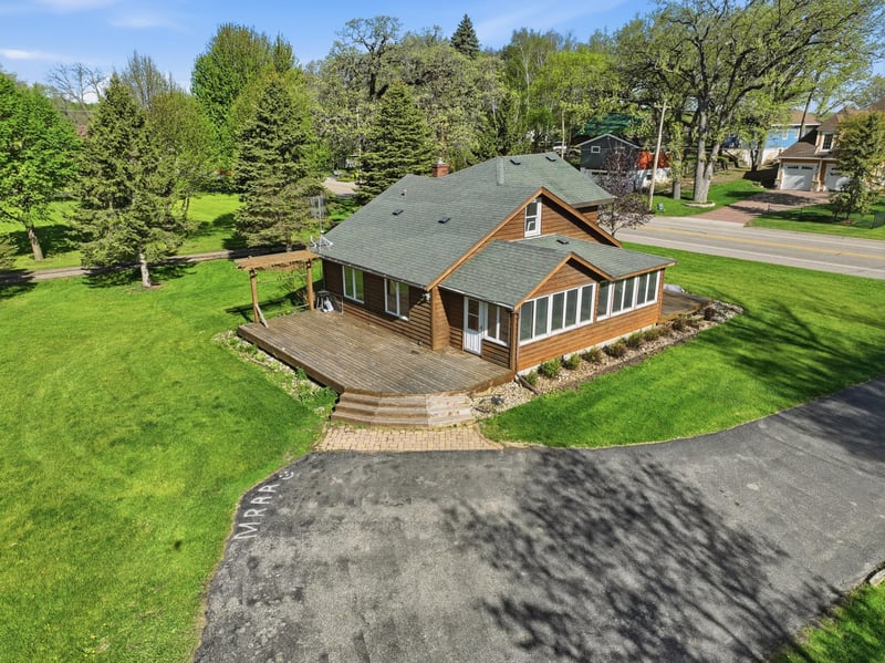 264 Lake Ave S, Spicer, MN 56288
