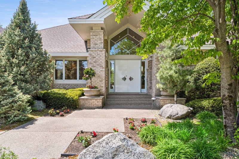 11626 Cedar Ps, Minnetonka, MN 55305