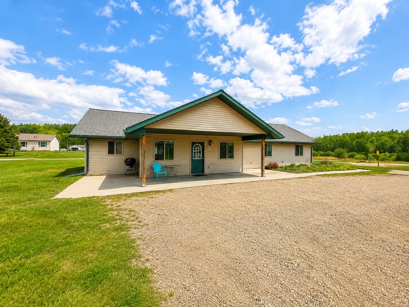 102 10th Ave, Bovey, MN 55709