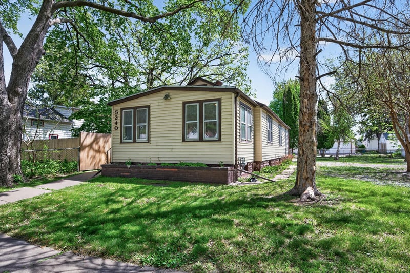 5240 Dupont Ave N, Minneapolis, MN 55430