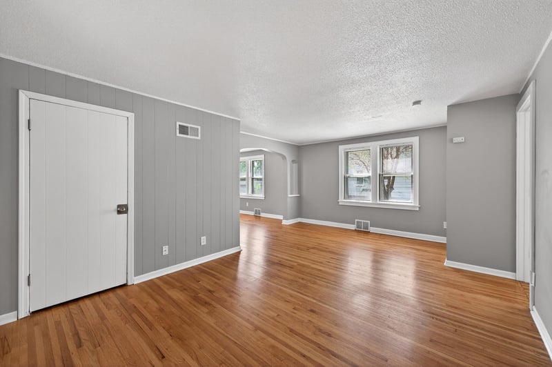 5240 Dupont Ave N, Minneapolis, MN 55430