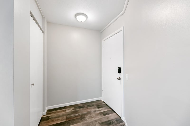 9143 Highway 55 #305, Golden Valley, MN 55427