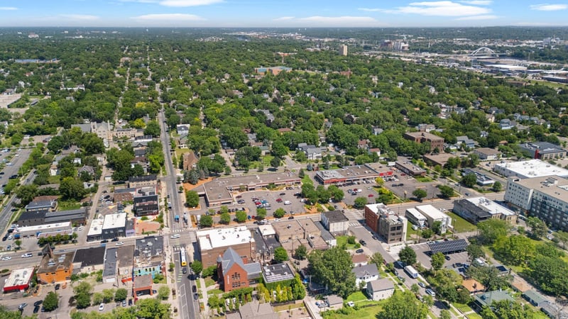 1005 W Broadway Ave, Minneapolis, MN 55411