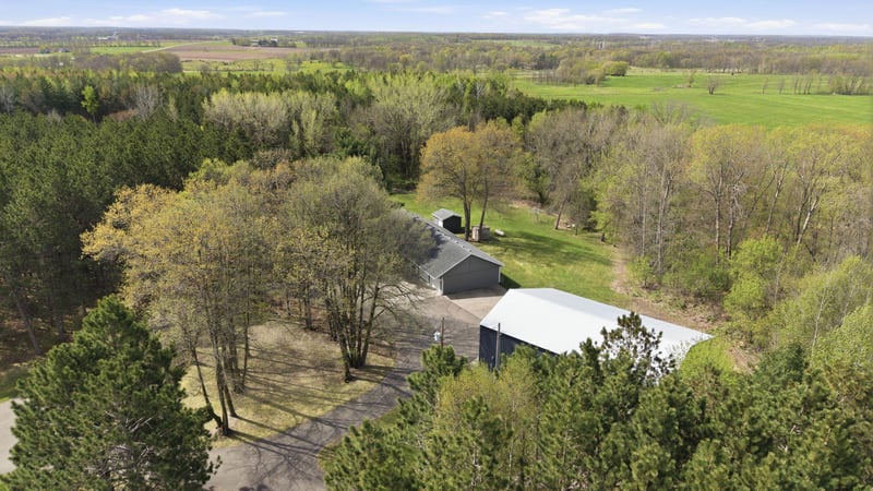 15419 Twin Lakes Rd, Little Falls, MN 56345
