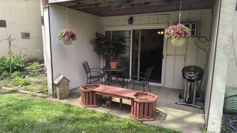 12842 Nicollet Ave #102, Burnsville, MN 55337