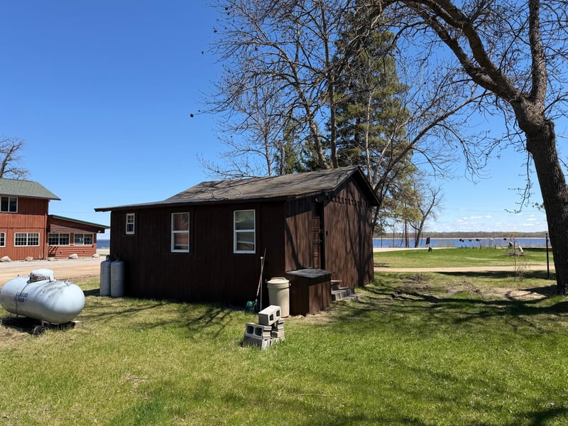 3487 Four Mile Bay Dr NW, Baudette, MN 56623