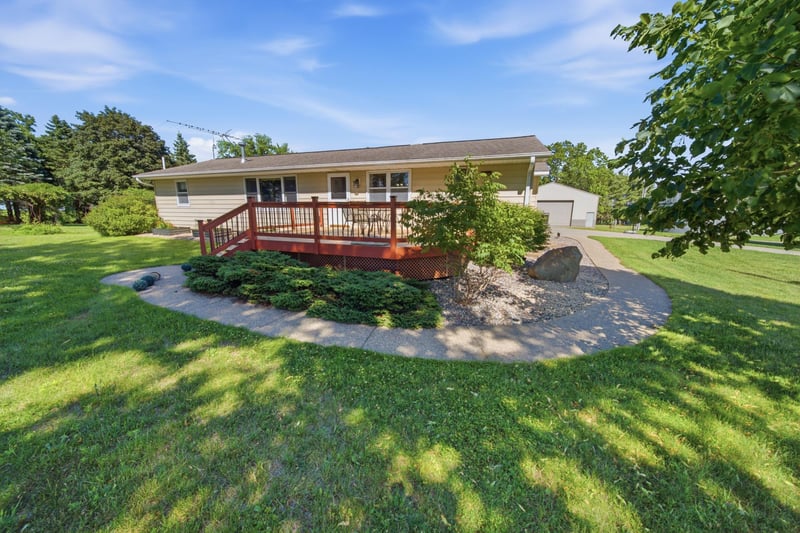 7524 58th St Ne, Rochester, MN 55906