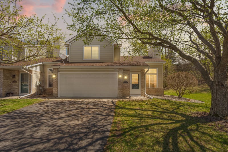 15325 Greenhaven Ln #106, Burnsville, MN 55306