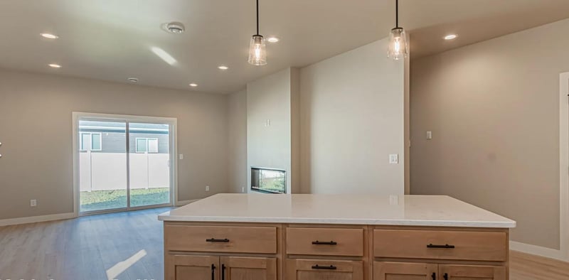 3842 Prairie Ln, Moorhead, MN 56560