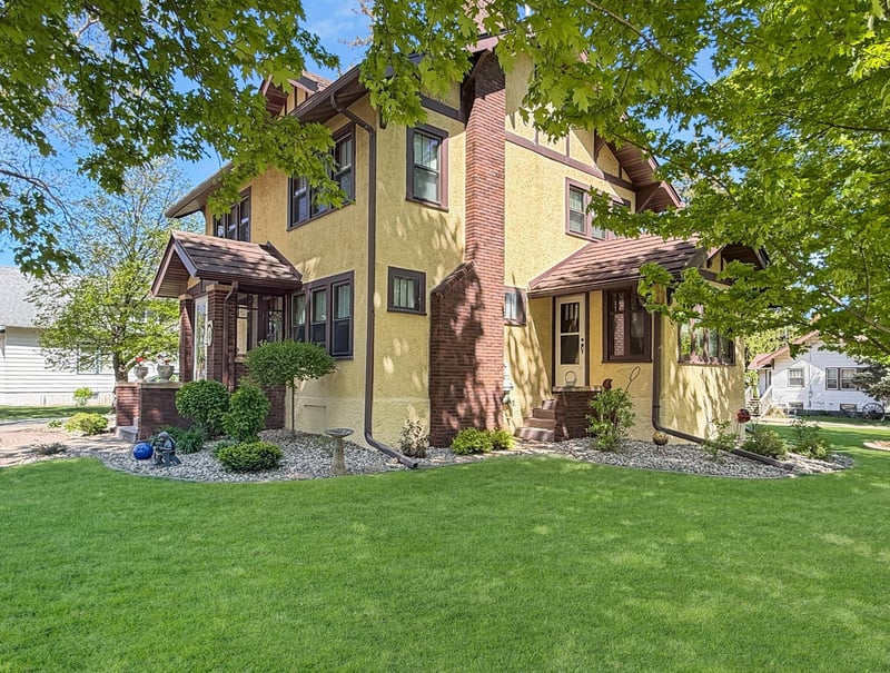 210 E Ciro St, Truman, MN 56088
