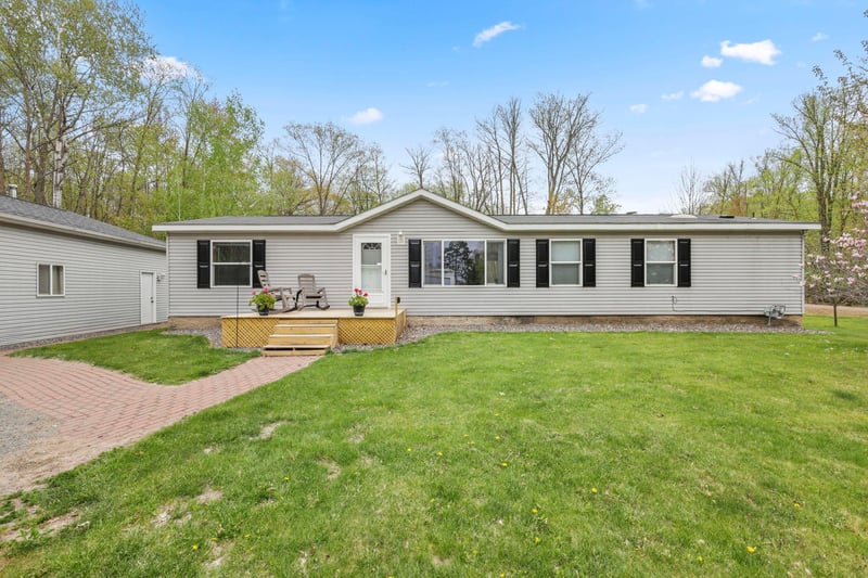 11546 Elm Cir, Pine City, MN 55063
