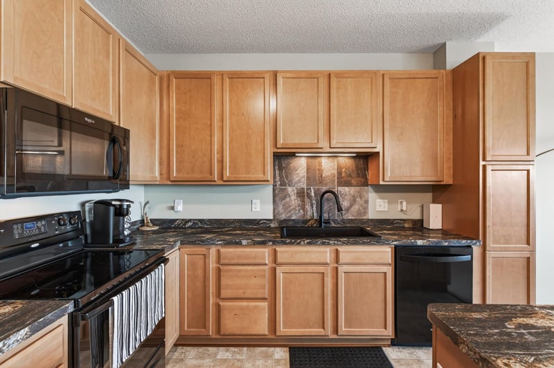 13217 Virginia Ave S, Savage, MN 55378