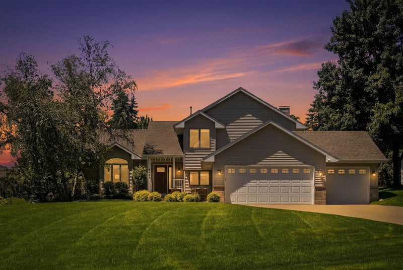 9644 Tree Farm Rd, Eden Prairie, MN 55347