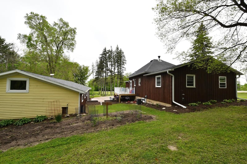 30300 County 1, Spring Valley, MN 55975