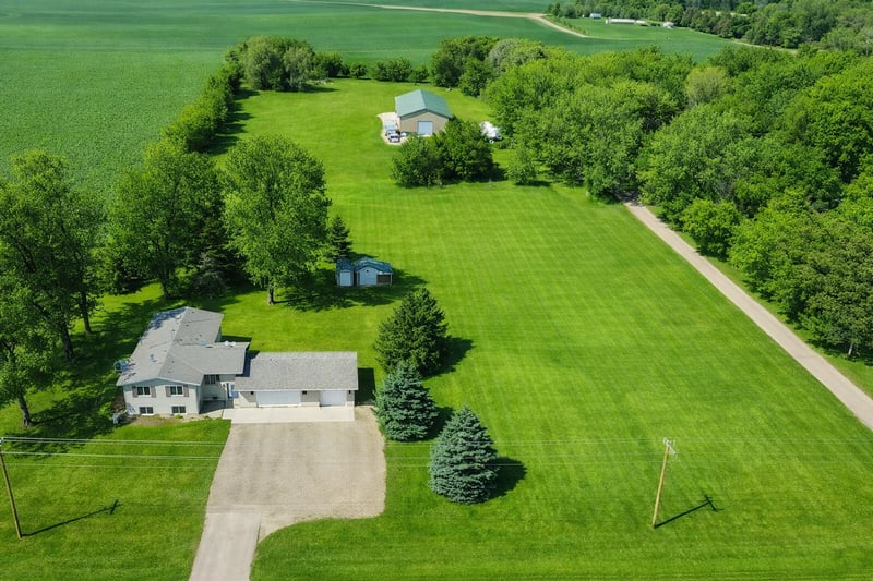 4625 280th St W, Northfield, MN 55057
