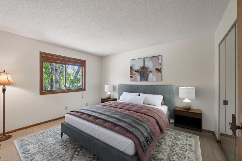 4061 Maureen Dr NE #204NE, Columbia Heights, MN 55421