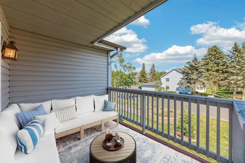 4061 Maureen Dr NE #204NE, Columbia Heights, MN 55421
