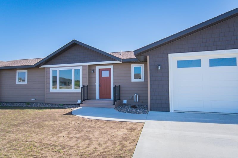 352 Halfaday Dr, Sauk Centre, MN 56378