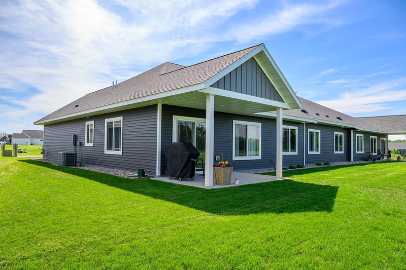 301 Old Glory Dr NE, Alexandria, MN 56308