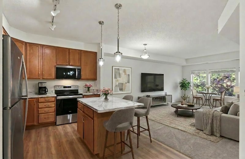 3800 85th Ave N #220, Brooklyn Park, MN 55443