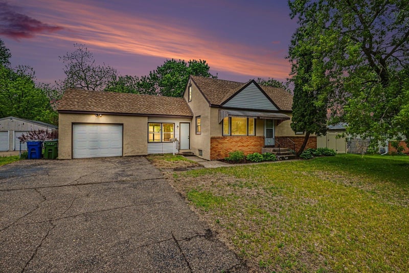 5422 Madison St NE, Fridley, MN 55421