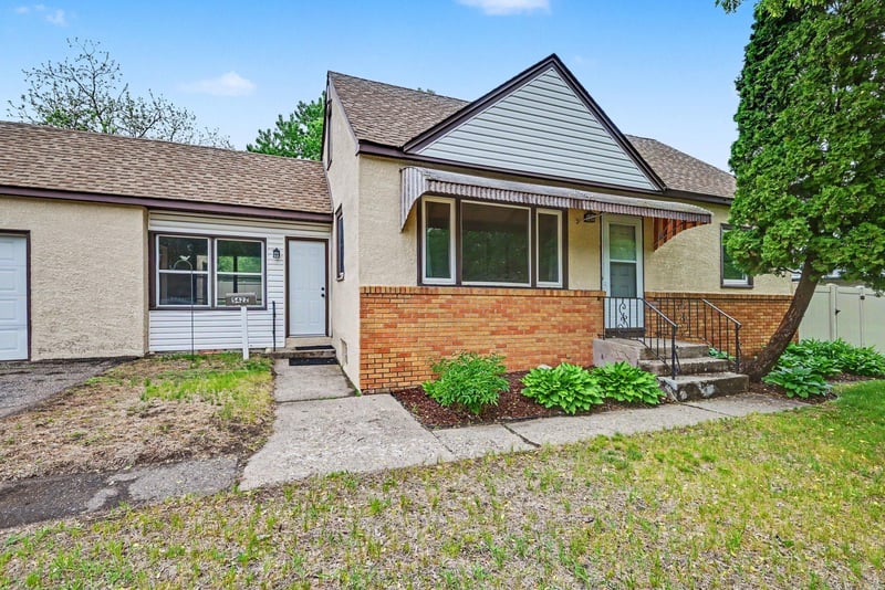5422 Madison St NE, Fridley, MN 55421