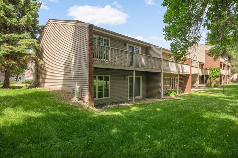7623 Harold Ave, Golden Valley, MN 55427