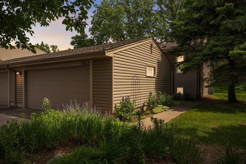 7623 Harold Ave, Golden Valley, MN 55427