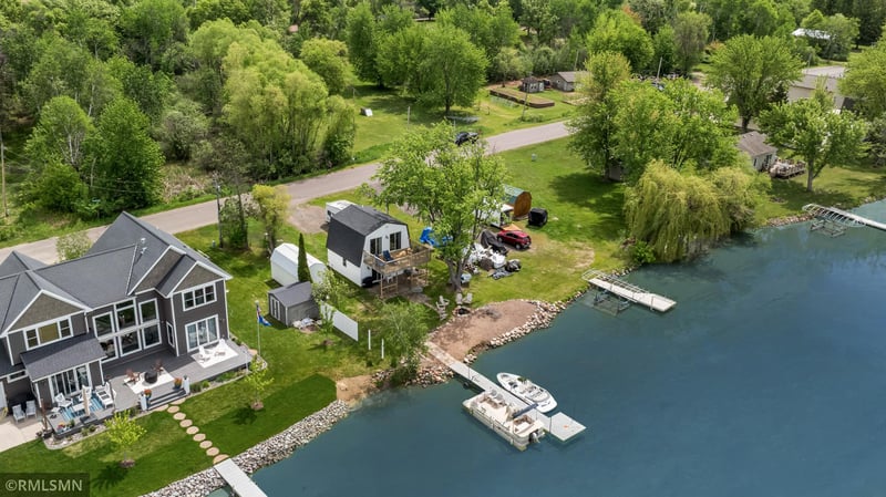 28584 Lakewood Dr NW, Isanti, MN 55040