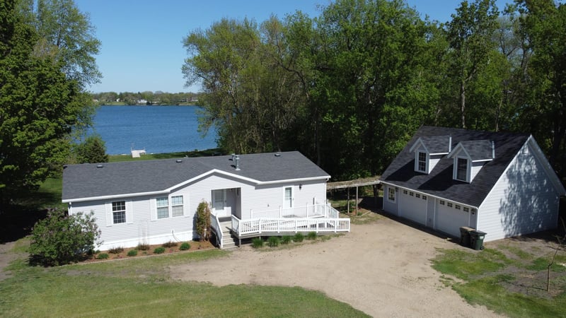 809 Van Dyke Rd, Alexandria, MN 56308