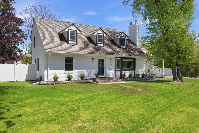 4850 W 64th St, Edina, MN 55435