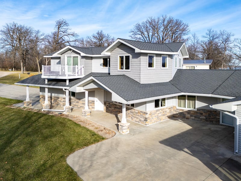 13233 Elmhurst Ln SE, Mentor, MN 56736
