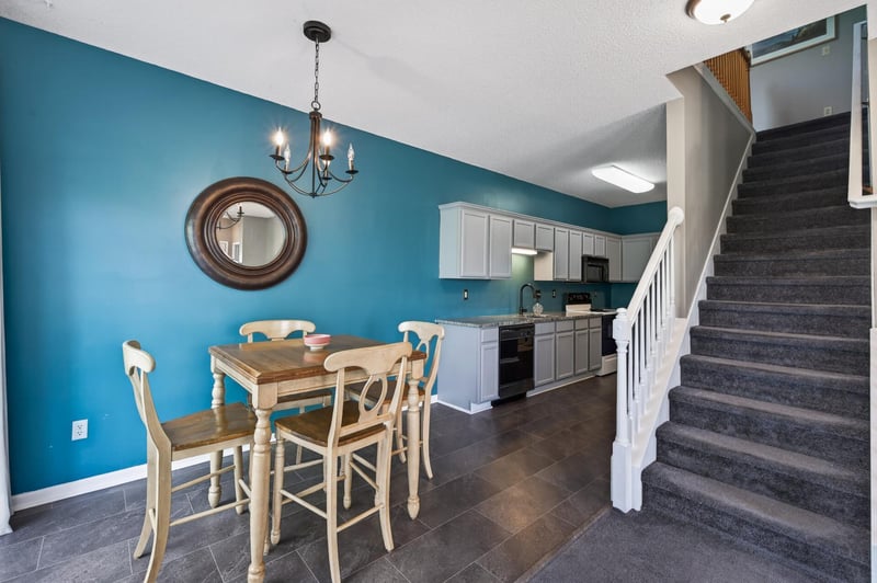 21203 Pinto Pl, Forest Lake, MN 55025
