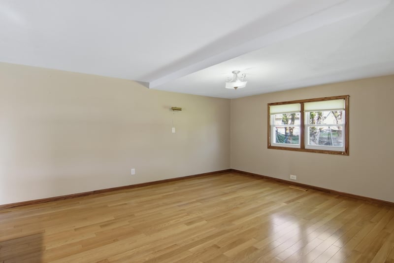 323 E Martin St, Prairie Farm, WI 54762
