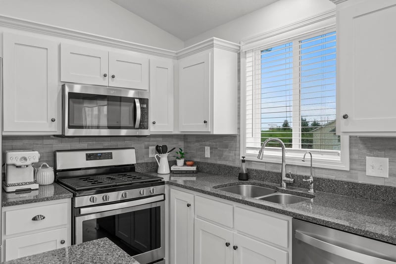 14872 Quintana Cir NW, Anoka, MN 55303