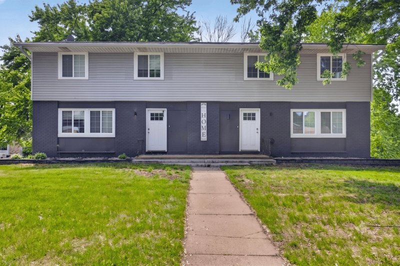 13004 Grand Ave, Burnsville, MN 55337