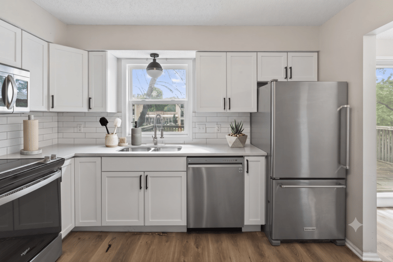 13004 Grand Ave, Burnsville, MN 55337