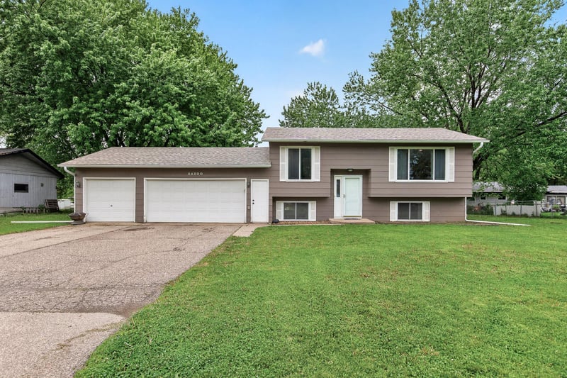 14200 Timothy Ave NE, Prior Lake, MN 55372