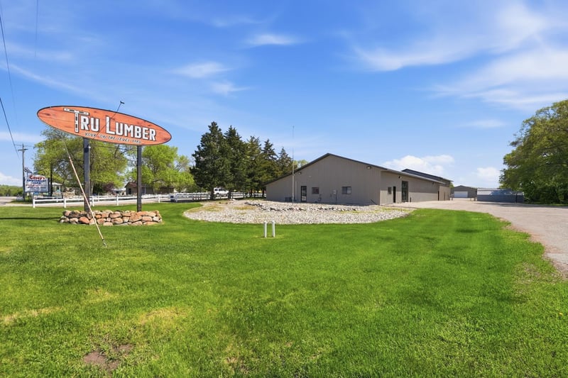 1301 N Nokomis NE, Alexandria, MN 56308