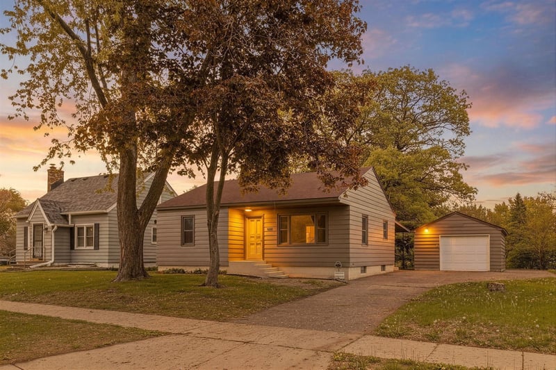 3161 Venus Ave, Eau Claire, WI 54703