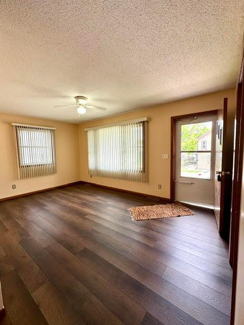 206 Elm Ave SE, Montgomery, MN 56069