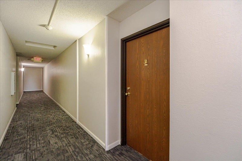 3440 Golfview Dr #315, Eagan, MN 55123